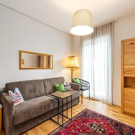 Talbach Garden - By Mynests Apartment *